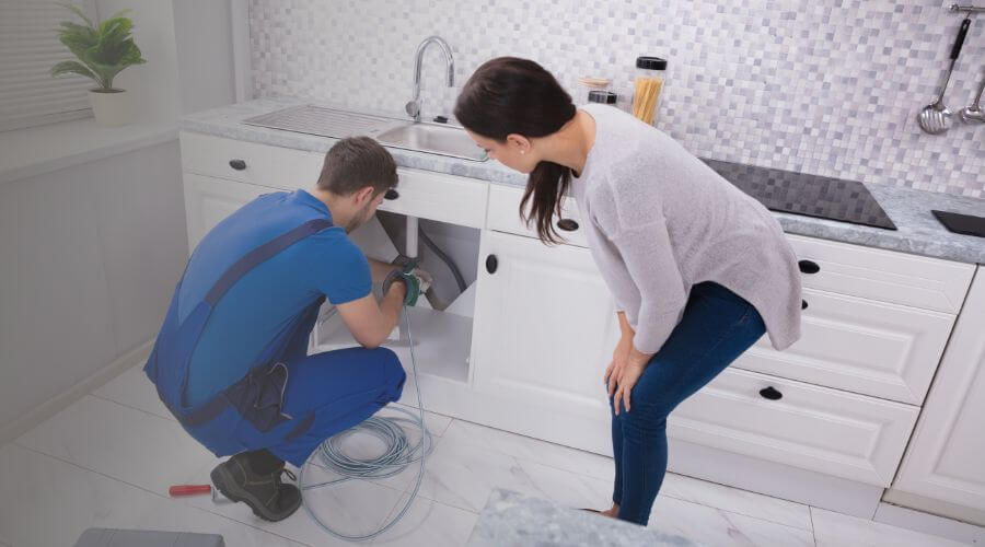 Local expert plumbing services in Roll, AZ